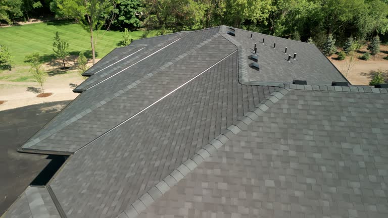 Fast & Reliable Emergency Roof Repairs in Flowood, MS